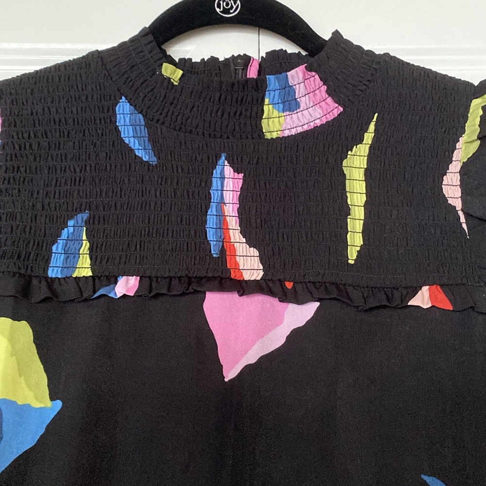 THML Colorful Abstract Top - Picture 3 of 4